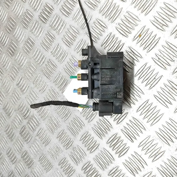 Module de Suspension Pneumatique Audi E-Tron OEM W000030527 image 2