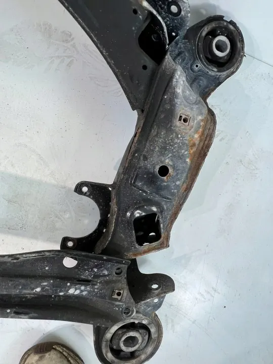 Bastidor auxiliar delantero OEM YQP1864 para Audi A6 C6 image 6
