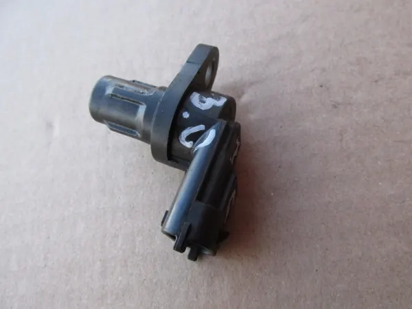 Sensor de árbol de levas Maserati Ghibli III 3.0 Diésel OEM image 3