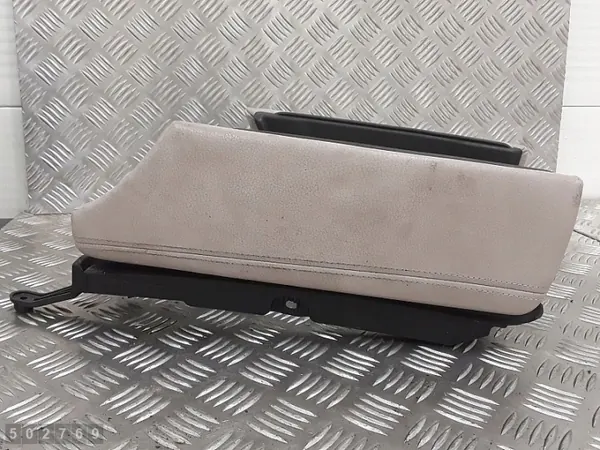 BMW 5-serie F10 mittkonsol armstöd OEM 921689306 image 3