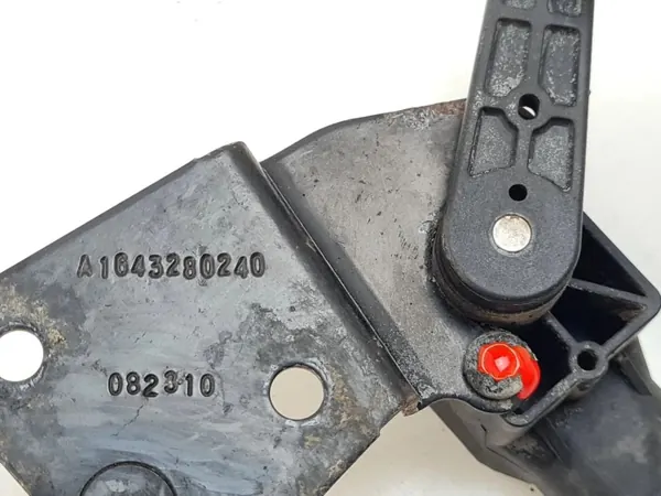 Vorderer Luftfederungssensor OEM A1643280240 Mercedes image 6