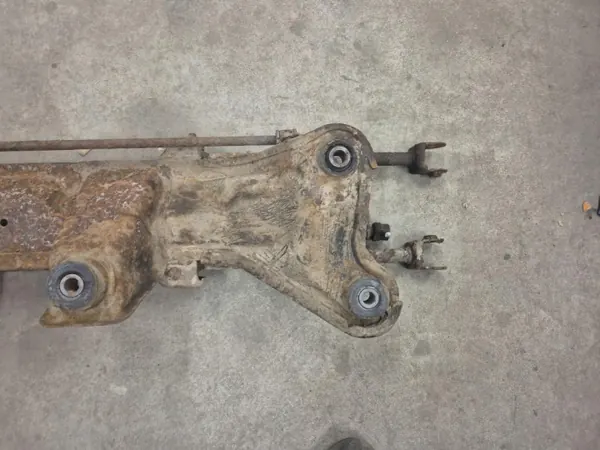 Suzuki Liana Achterophanging Balk OEM Wrakomania-29345 image 4