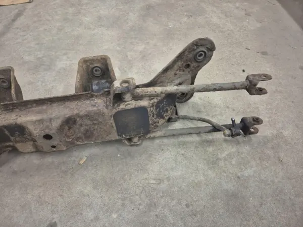 Suzuki Liana Achterophanging Balk OEM Wrakomania-29345 image 6