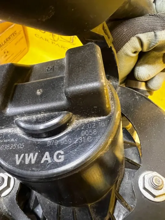 Pompe à air secondaire OEM 079959231C Audi A6 A7 image 8