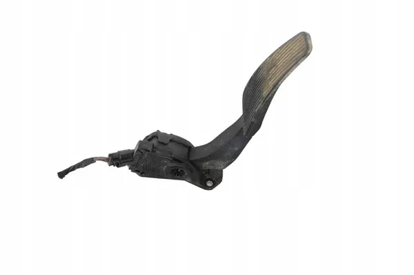 Dodge RAM 1500 DS 2017 Gaspedal image 3