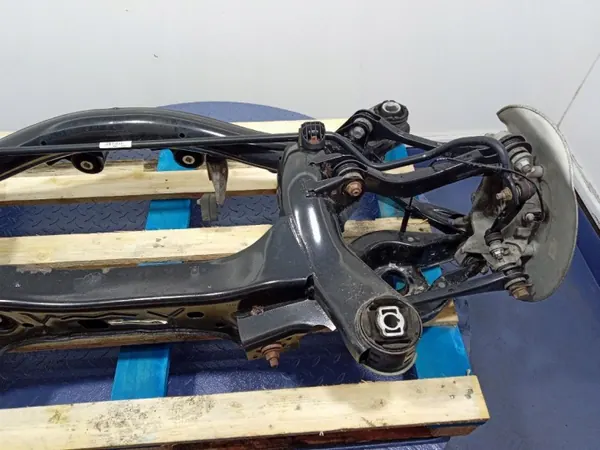 BMW 3 G20 Hinterachsschwinge OEM 6876541 image 3