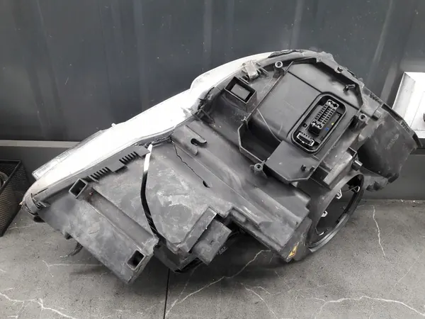 Linker koplamp A2048208961 Mercedes W204 image 5