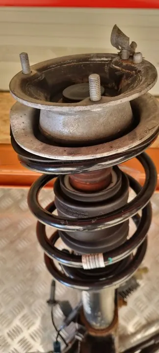 BMW X1 E84 Giunto Ammortizzatore Sinistro 6788699 image 4