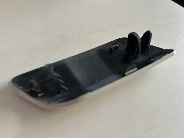 AUDI A6 C8 BASIS 18-23 Tappo tergicristallo sinistro 4K0 OEM image 8