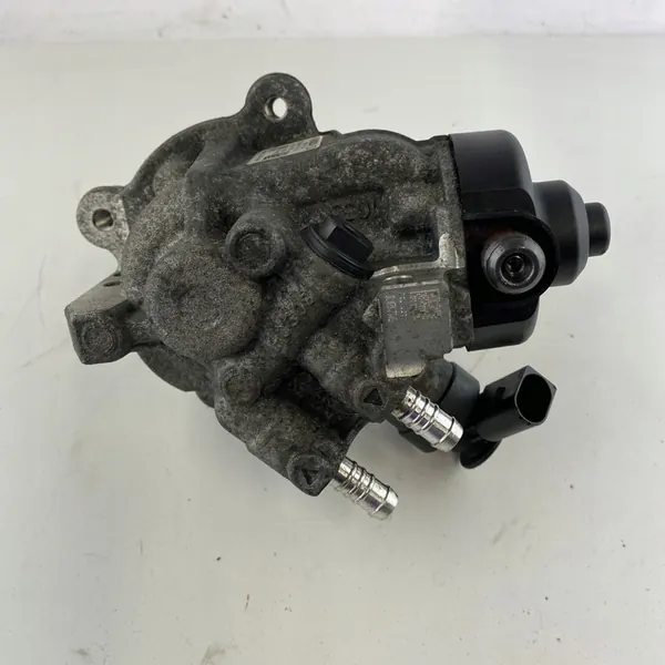 Kraftstoffinjektorpumpe Audi A3 VW Golf 2.0 Seat Skoda 1.6 2.0 TDI image 4