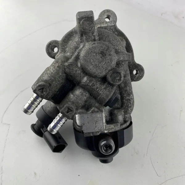 Kraftstoffinjektorpumpe Audi A3 VW Golf 2.0 Seat Skoda 1.6 2.0 TDI image 8