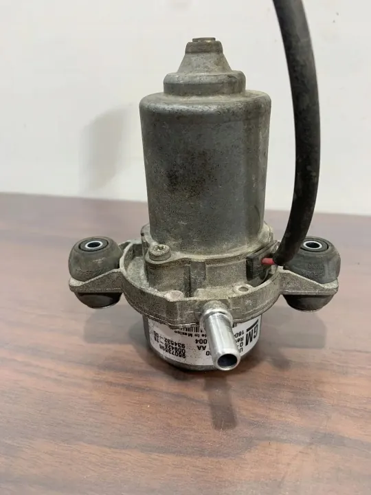 Pompe à vide Opel Mokka OEM 93411601AC Occasion image 7