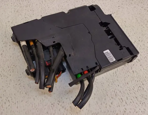 Mercedes Pyroteknisk Laddning OEM A2125406950 Begagnad image 4
