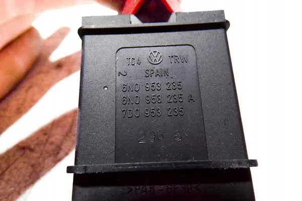 VW TRANSPORTER IV Noodknop 6N0953235 image 3