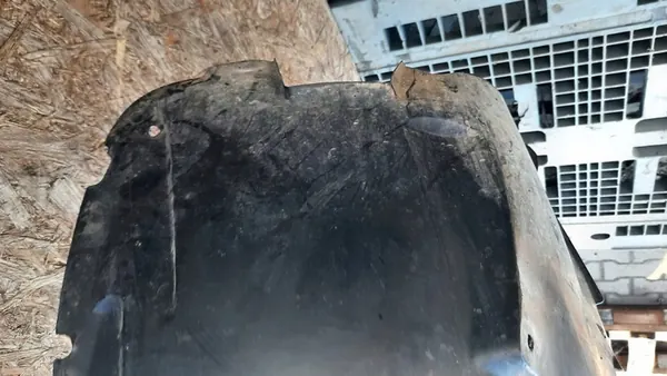 Left Front Wheel Arch Volvo S60 2004-2009 OEM 30655665 image 10