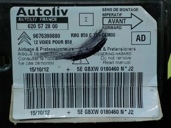 Módulo sensor airbag OEM 620572800 para Citroen C4 Picasso image 4