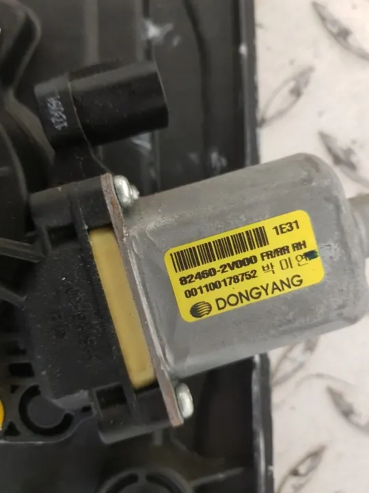 Régulateur de vitre OEM 82402-2V000 droit avant Hyundai image 4
