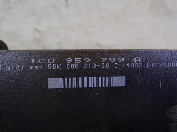 Module Confort Skoda Octavia OEM 1C0959799A image 3