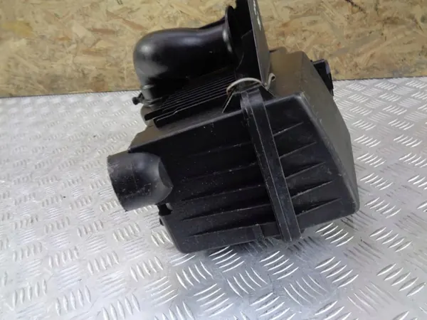 Mazda Luftfiltergehäuse OEM 197400-2010 Gebraucht image 6