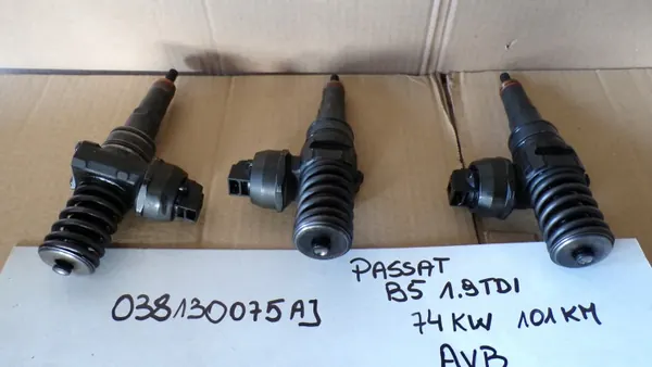 Insprutningspump OEM 038130075AJ för Passat B5 1.9 TDI image 4