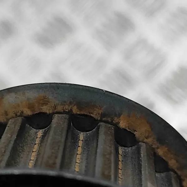 Engranaje de distribución Ford Fiesta 2015 image 6