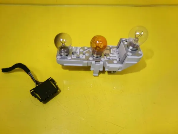 Left Rear Lamp Insert Mercedes-Benz B W245 A1698200377 image 3