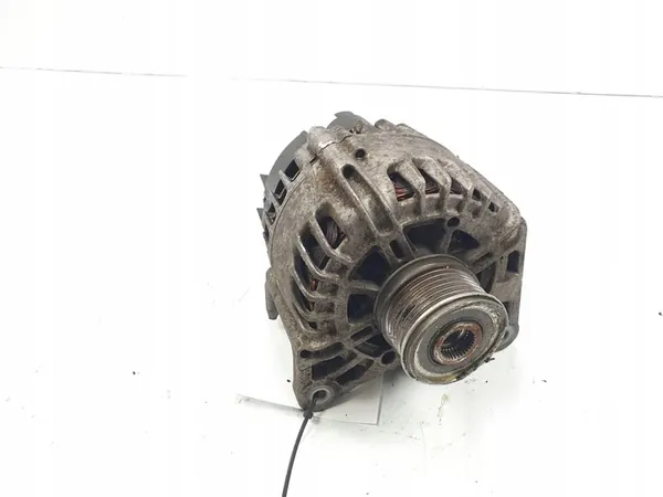 ALTERNATOR DACIA DUSTER 231005770R image 3