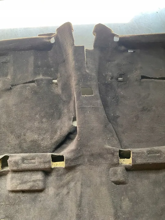 Gebrauchte schwarze Bodenmatte OEM WYKŁADZINA/SDV10555 image 4