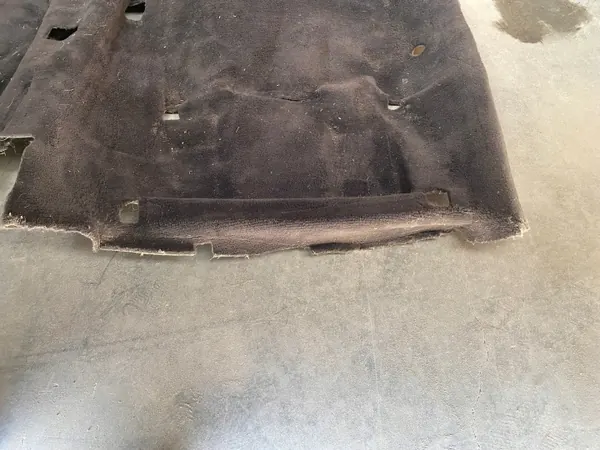 Gebrauchte schwarze Bodenmatte OEM WYKŁADZINA/SDV10555 image 8