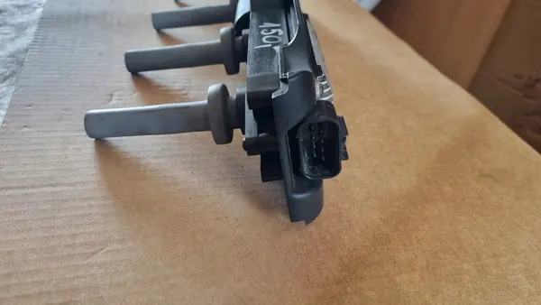 Zündspule Opel Vectra C SIGNUM 2.2B 12567686 DELPHI image 4