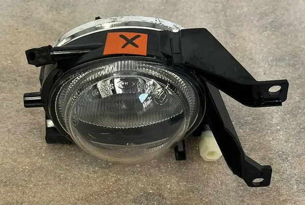 Farol de neblina esquerdo BMW 63.17-6900221 image 3