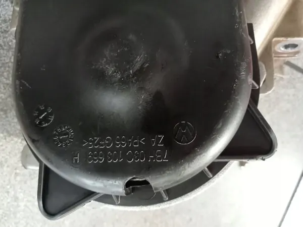 Oljepump VW SEAT SKODA 1.4 TSI CAX image 4