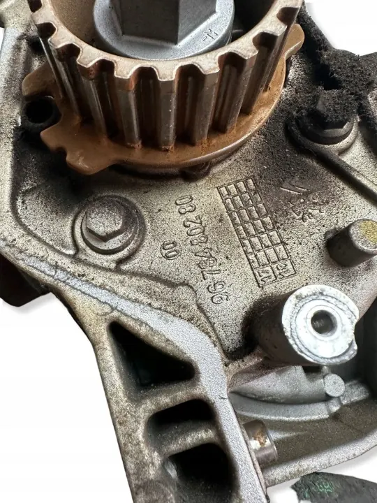 Ruiskutuspumppu Peugeot 208/2008 1.6 OEM 0445010739 image 3