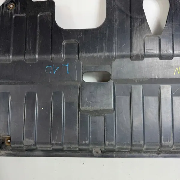 Protector inferior motor OEM JPF29110A2800 para Kia Ceed image 4