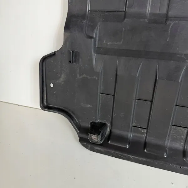 Protector inferior motor OEM JPF29110A2800 para Kia Ceed image 9