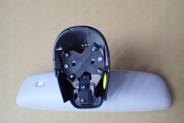 Audi A8 4H innerspegel OEM 4M0857511A image 3
