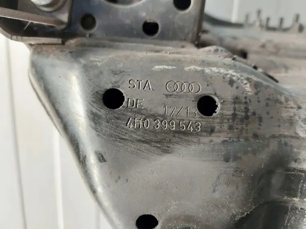 Audi A8 S8 D4 Etuapukehys OEM 4H0399252A image 6