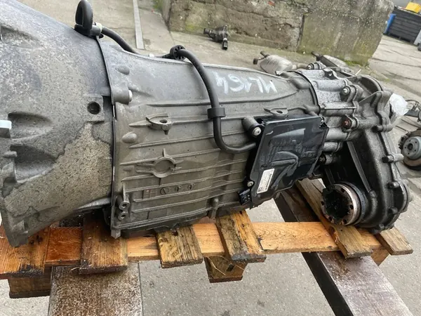 MERCEDES ML164 LIFT 08- Vaihteisto Reducer 3.0 image 6