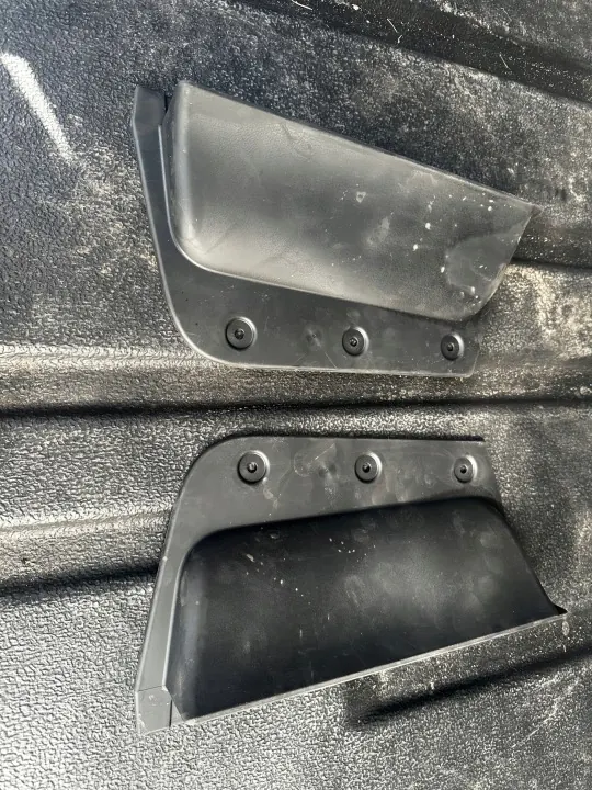 OEM 9839759680/9839759880 Salpicaderos delanteros L+R image 3
