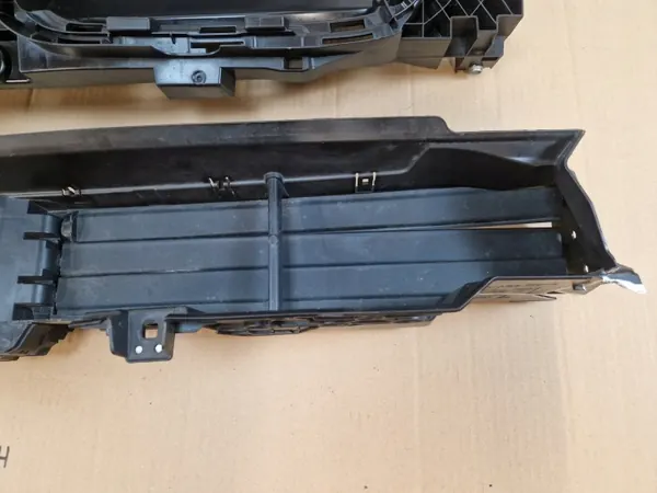 BMW OEM 51745A22690 Storette de Ventilation Volant image 3