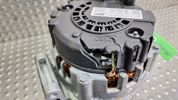 Alternaattori Mercedes 200A 14V image 6