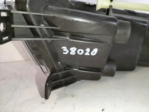 Lâmpada Halógena Direita SKODA RAPID 12- image 5