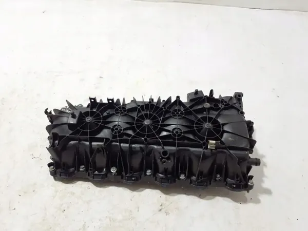 Colector de admisión BMW OE usado OEM 8647977 image 3