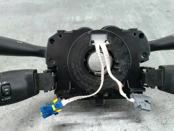 Gecombineerde Schakelaar Peugeot 308 96640444XT image 2