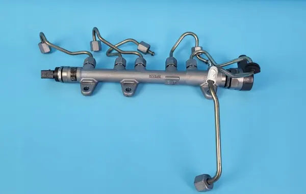 BMW 8579239 Rampe d'injection pour Série 3 G21 2.0d image 2