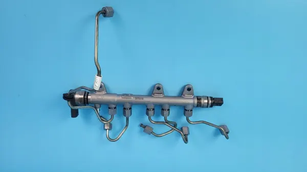 BMW 8579239 Rampe d'injection pour Série 3 G21 2.0d image 4