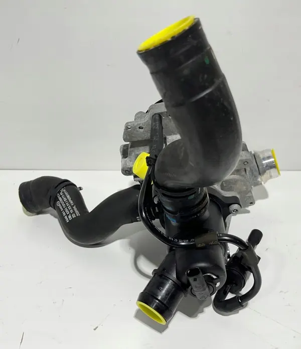 VATTENPUMP MERCEDES CLA W117 A6512000501 image 4