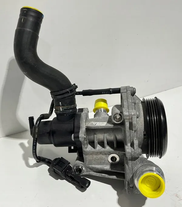 VATTENPUMP MERCEDES CLA W117 A6512000501 image 6