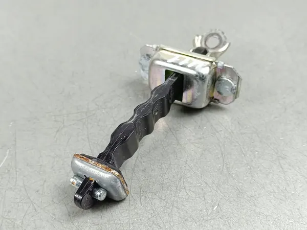 Limitador de porta dianteira Toyota GR 86 2024 OEM FOB54782 image 2