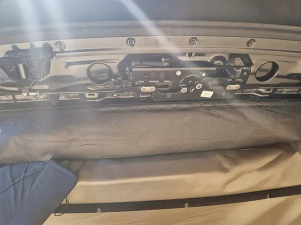 Teto de conversível BMW 6 F12 F13 image 4